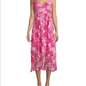 Alexia Admor Krissy Floral Crochet Lace Dress